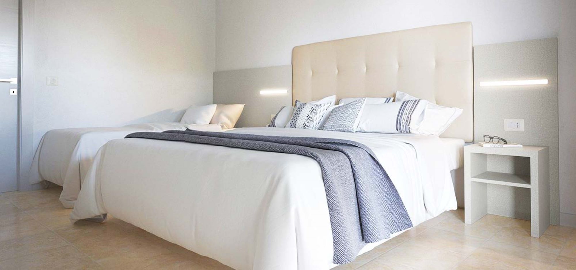 In-room safe, desk, free WiFi