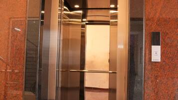 Suite, Balcony, Hill View