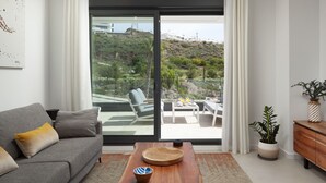 TV - Modern Apartment with Rooftop Pool - Carvajal (Fuengirola)