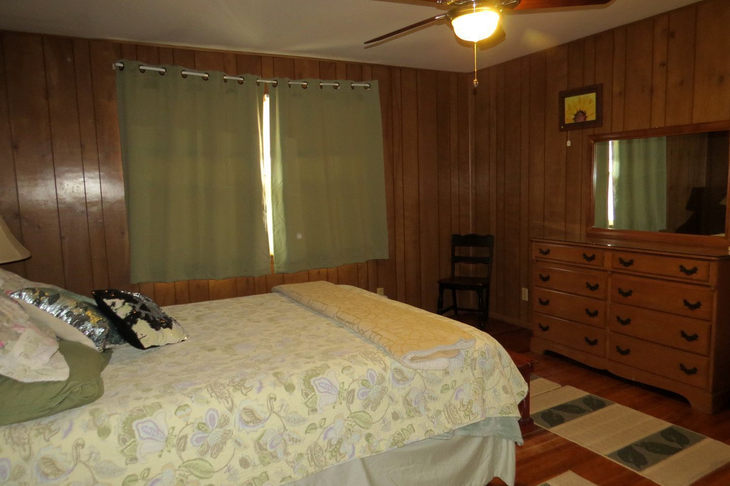 2 camere, una scrivania, ferro/asse da stiro, Wi-Fi