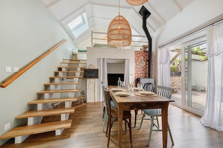 Dining. Charming Townhouse in St Renan