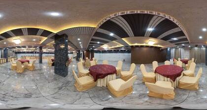 Hotel The Royal Knot