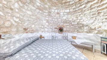 1 soveværelse, sengetøj