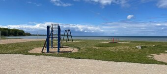 Vacation home "Sanddüne" apartment Lee (pets welcome on the left) in Zierow