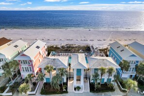 Exterior - Charming 2nd Floor Studio at Carillon Beach inn with Lakeview, Pool & Hot Tub Access, plus Seasonal Beach Chair Set Up! (Panama City Beach)