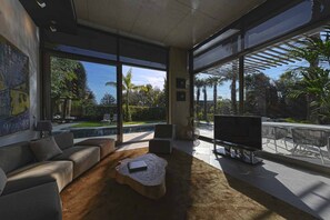 TV, fireplace, table football, offices