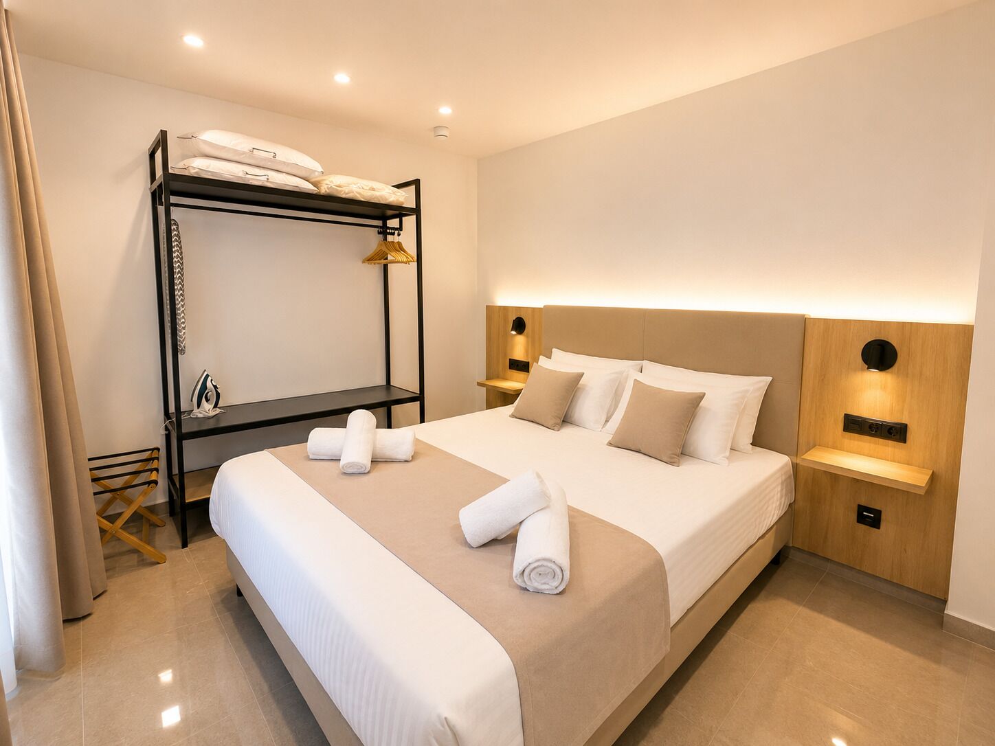 Deluxe Penthouse, Sea View | Blackout drapes, soundproofing, iron/ironing board, free WiFi