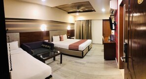 Family Room, City View - Astra Hotel and Suites (Bengaluru)