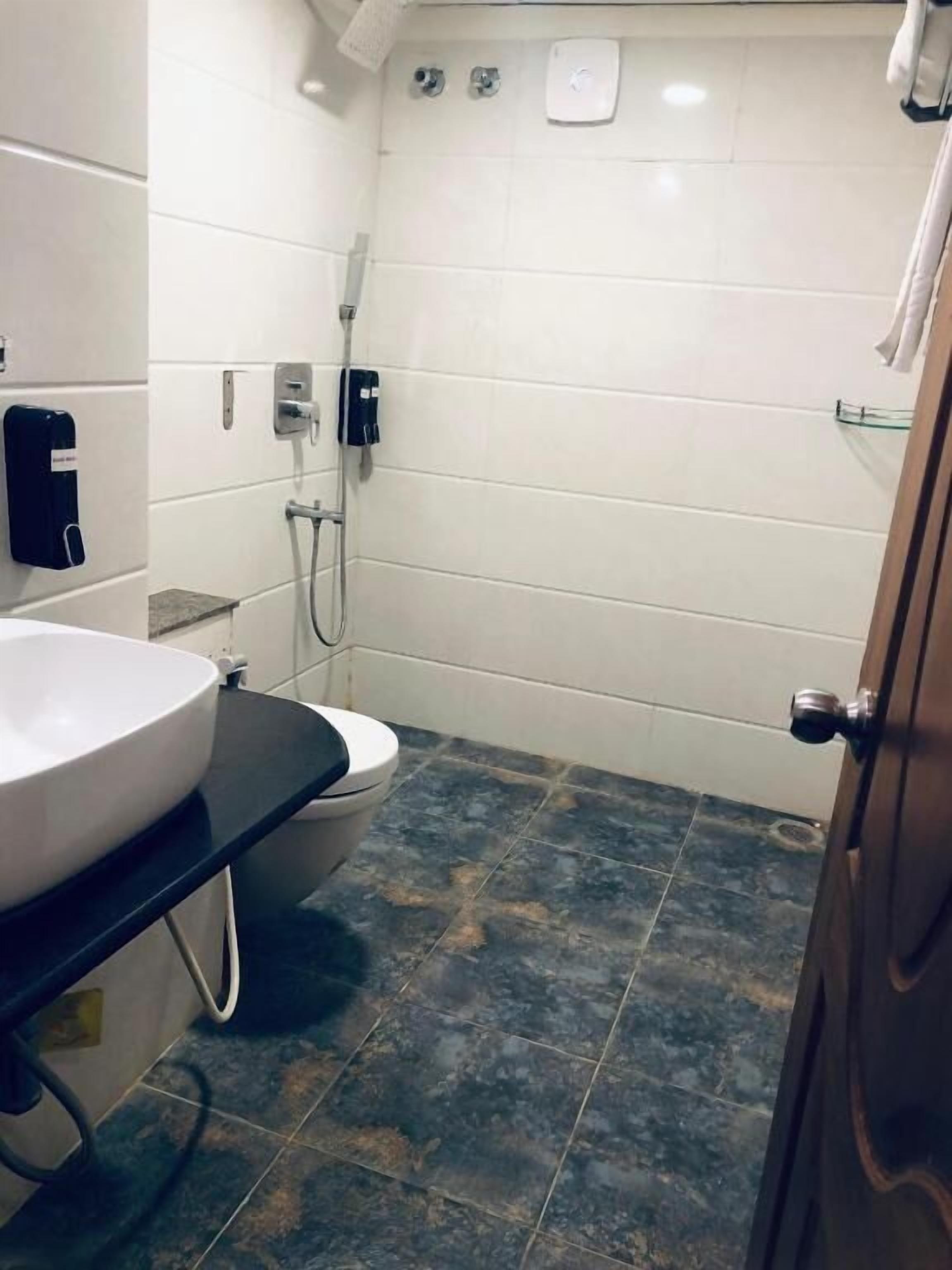 Habitación individual Premium, vistas a la ciudad | Baño