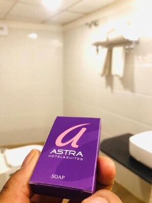 Luokittelematon kuva, 2 kautta 22, painike