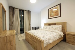 Iron/ironing board, WiFi, bed sheets - Silk Valley - Luxury 1BR: Steps away from Dining and Entertainment (Sharjah)
