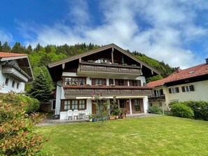 Exterior - Apartment Wildbichl in Sachrang 72 sqm OG1, 2 bedrooms & balcony (Sachrang)
