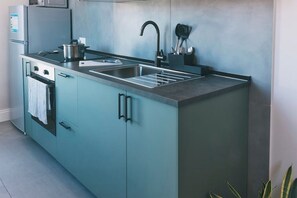 Private kitchen - Apartment with panoramic terrace in historic center (Napoli)