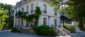 Characterful Bourgeois House with One-Hectare Park