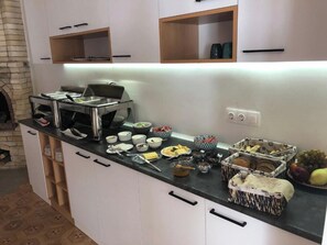 Unclassified image, 2 of 27, button - Vardeni Guest House (Hrazdan)