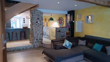 TV, books, video library