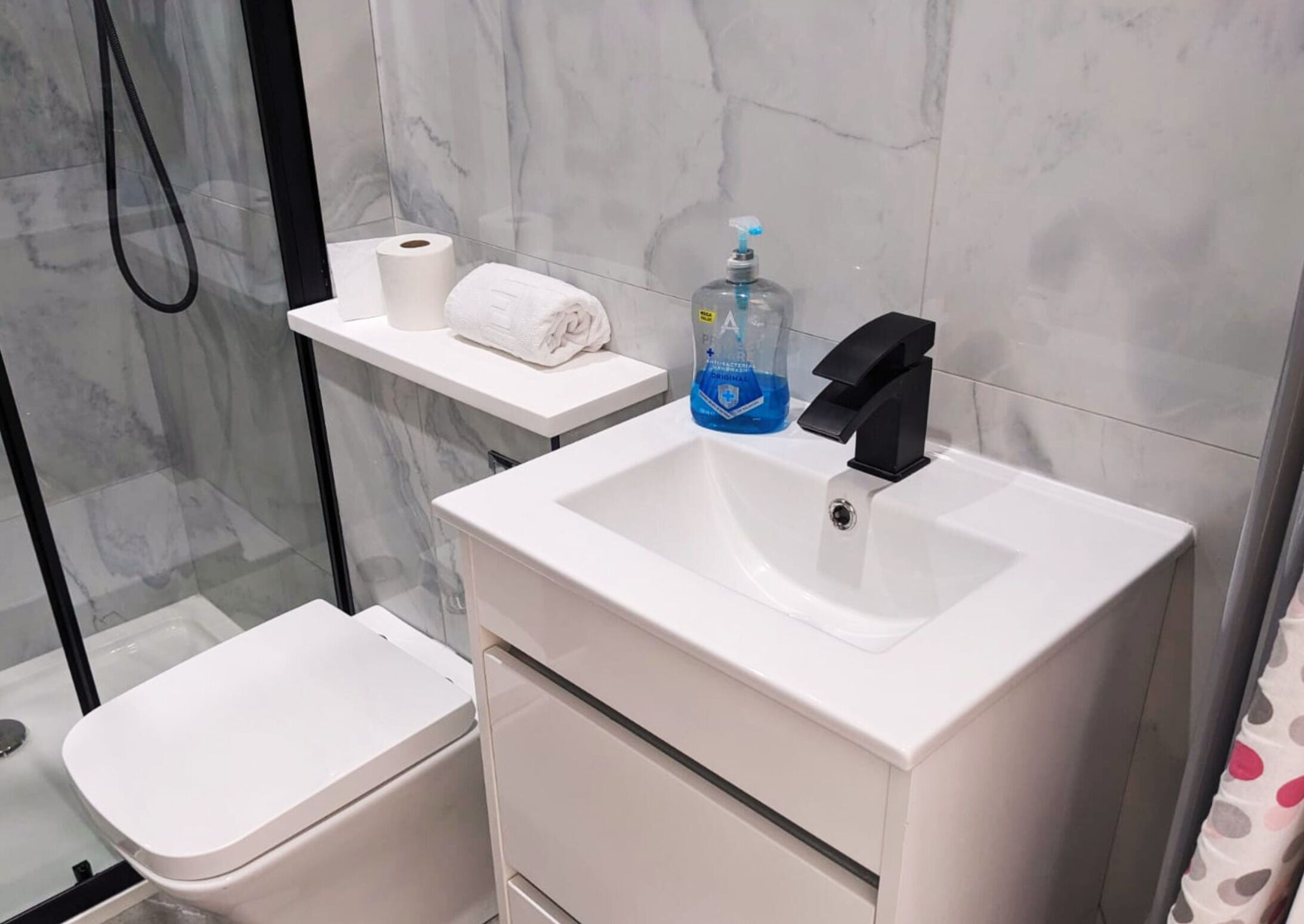 Familiehus, 6 soverom | Bad | Toalettartikler (inkludert), hårføner og håndklær