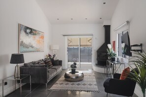 Apartment | 2 bedrooms - Botanical Art House by Staycom (Paphos)