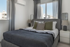 Room - Lithos Modern Flat by Staycom (Paphos)