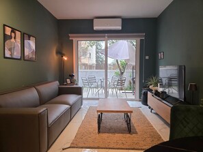 Apartment | 2 bedrooms - Pop Art Residence by Staycom (Nicosia)