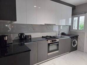 Apartment | 2 bedrooms - Pop Art Residence by Staycom (Nicosia)