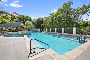 Pool - Prime Parade Position – Alex Headland (Warana)