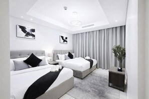 In-room safe, blackout curtains, iron/ironing board, free WiFi - Lucky Getaways (Dubai)