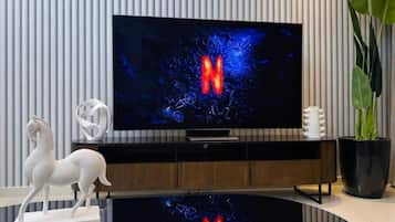 Luxury Apartment, 2 Bedrooms, City View | Bahagian dalam