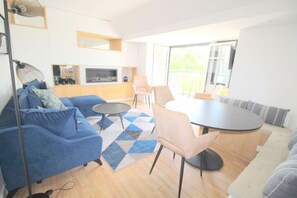 Living area - Charming apartment in Maison Touquettoise (Paris)