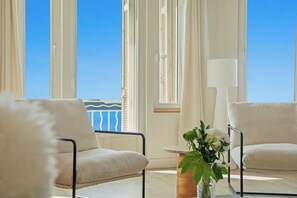 Interior - Exceptional sea-facing duplex (Hyères)