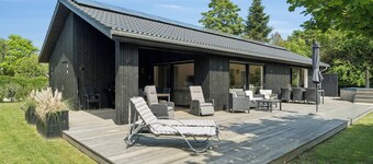New and modern holiday home with hot tub