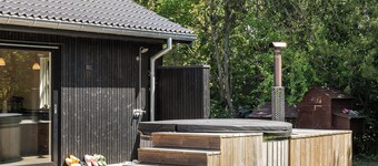 New and modern holiday home with hot tub