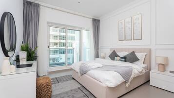 Deluxe Apartment, 1 Bedroom, Balcony, Marina View