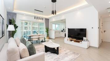 Deluxe Apartment, 1 Bedroom, Balcony, Marina View