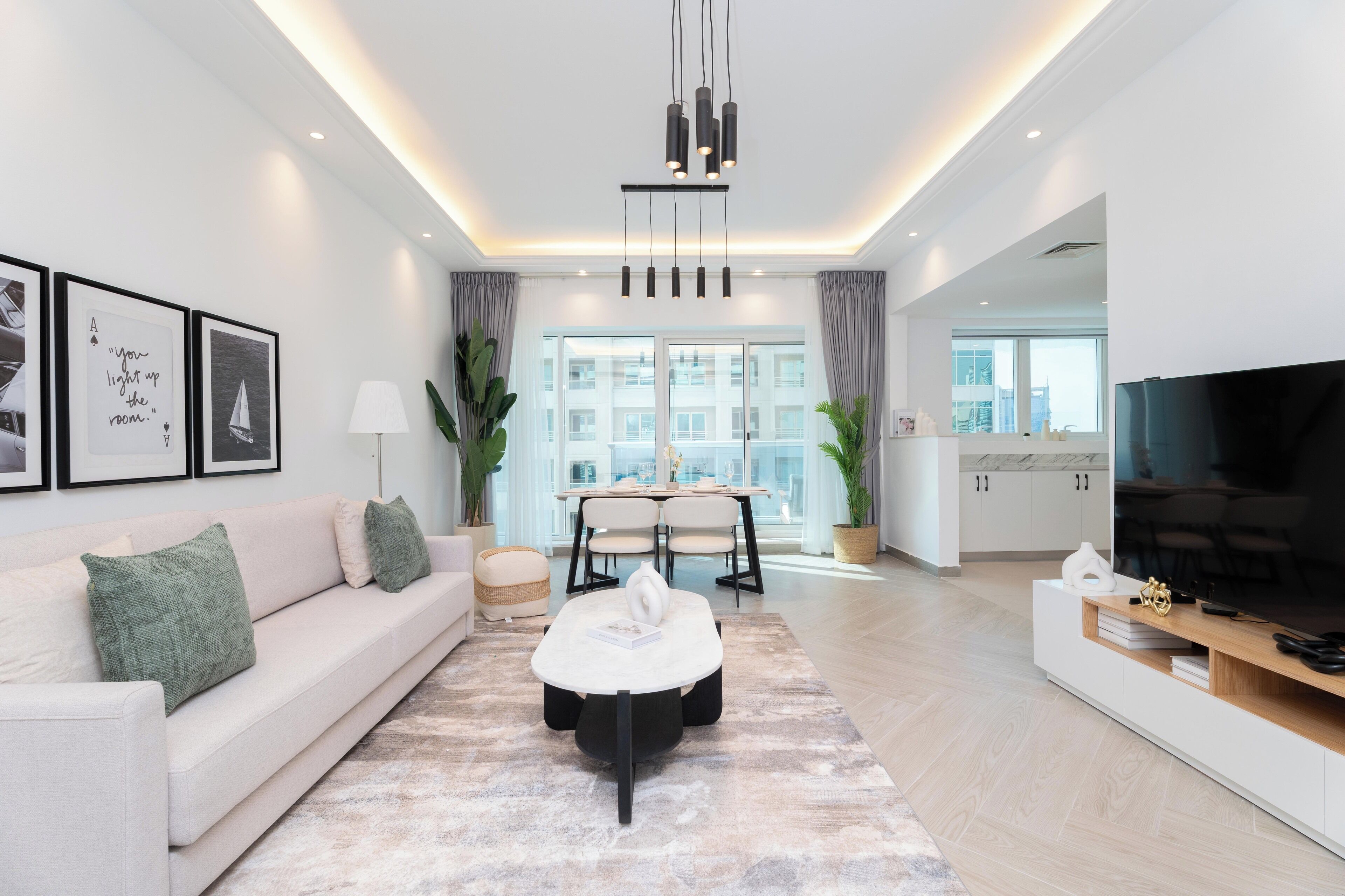 Deluxe Apartment, 1 Bedroom, Balcony, Marina View | Living area