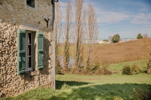 Charming and authentic 19th century farmhouse with pool, privacy, and views