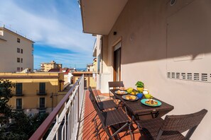 Departamento, 2 habitaciones, cocina, vista a la ciudad | Vista a la ciudad