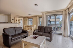 TV - 2 bedroom accommodation in Nieuwpoort (Nieuwpoort)
