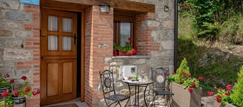 'El Arniu' Apartment with Mountain Views, Private Terrace and Wi-Fi