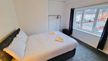 2 Schlafzimmer, Bügeleisen/Bügelbrett, Internetzugang, Bettwäsche