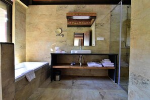 Ảnh chưa phân loại, 3 trong số 11 ảnh, nút