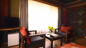 Phòng đôi hoặc 2 giường đơn Deluxe | Khu phòng khách