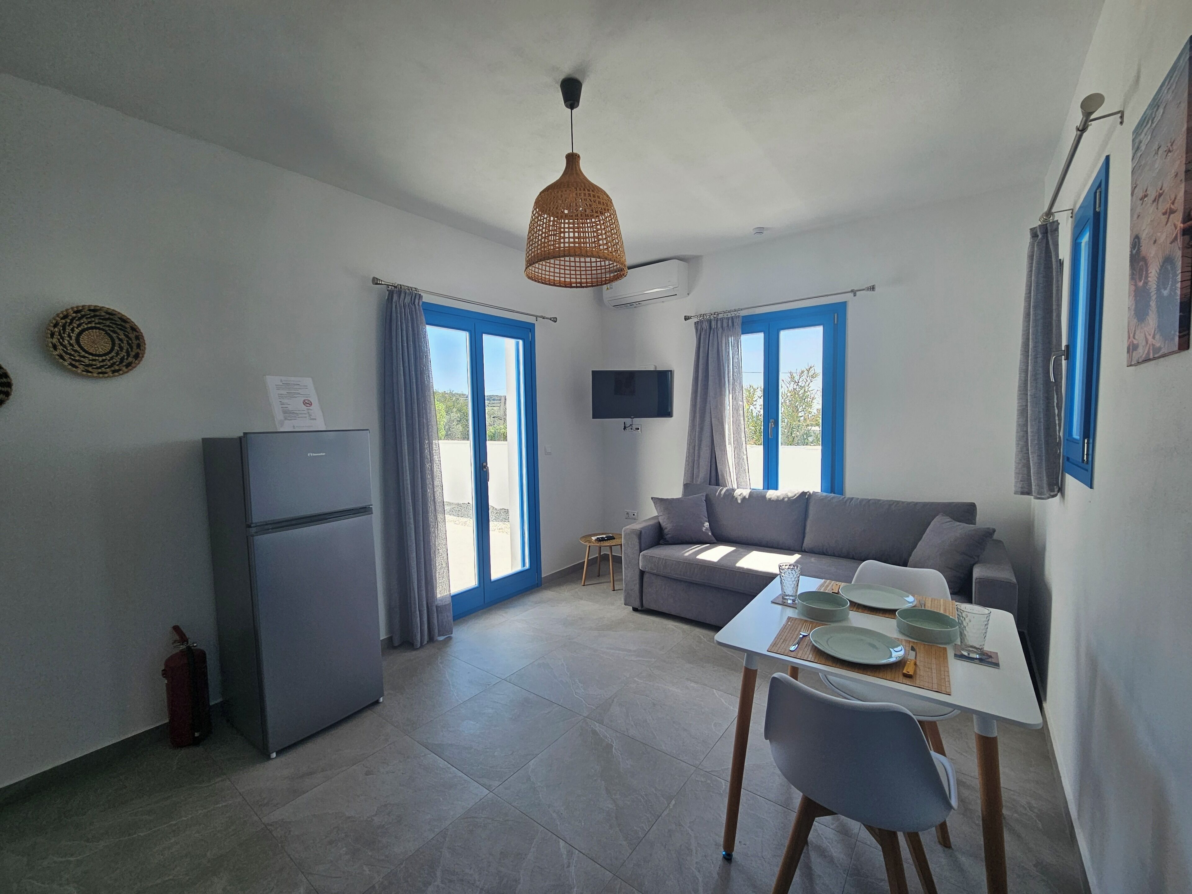 Apartment, 1 Bedroom, Lanai, Ground Floor | Living area