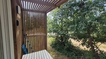 Hytte – comfort, 1 soverom, hageutsikt | Utsikt fra rommet