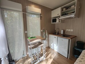 Hytte – comfort, 1 soverom, hageutsikt | Eget kjøkken