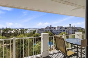 Outdoor dining - One Bedroom Condo at Grand Sandestin (Miramar Beach)