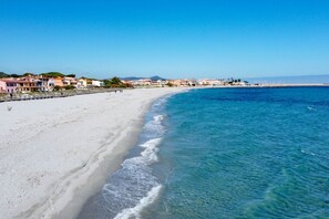 Beach nearby, beach towels - Casa la Cornice sul Mare (La Caletta (Siniscola))