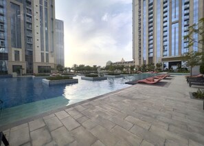Pool - High-Floor 2BR, Overlooking Godolphin Stables and Al Khail Racecourse (Dubai)