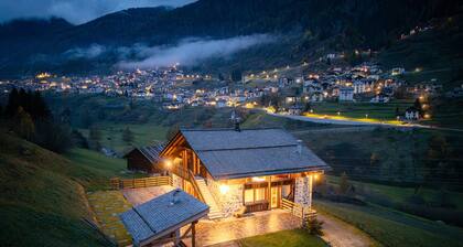 Loni Lodge Suite Boai – Panoramic Suite with Private Sauna