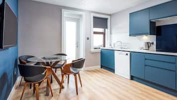 Standaard huis, balkon | Dineren